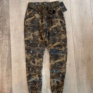 Twin Sisters LA, Camouflage Cargo Joggers with Belt, women’s Med